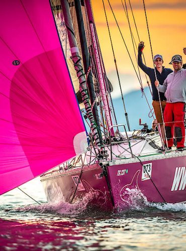 csm-21-TheRace-2122-299b370a28